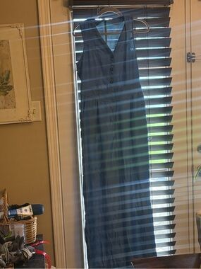 Sleeveless V-Neck light weight denim Jumpsuits Dressy and comfortable